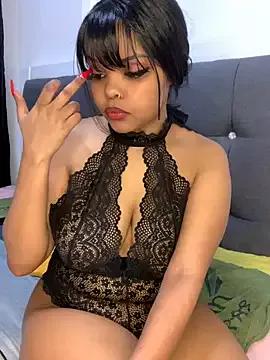 prettycaramel from StripChat is Freechat