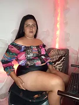 rihanna_bomb from StripChat is Freechat