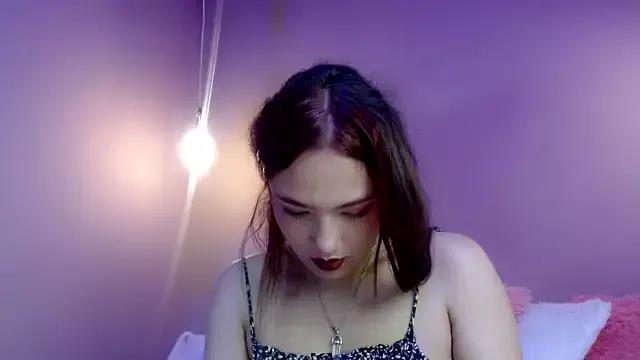 Rose_Fire1 from StripChat is Freechat