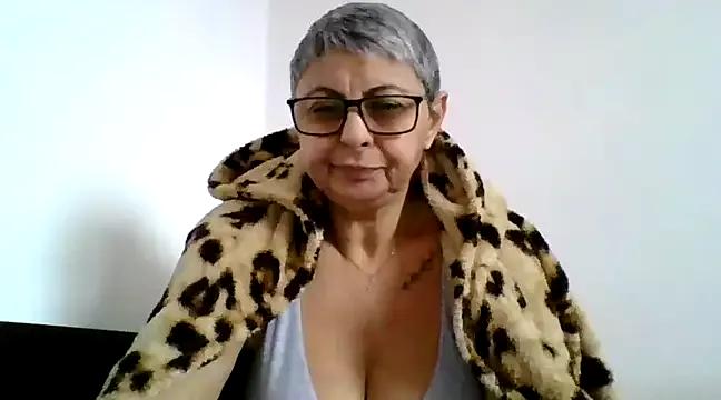 roseblak42 from StripChat is Freechat