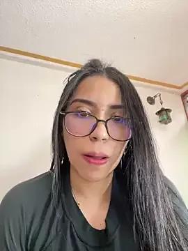 SaritaHot_69 from StripChat is Freechat