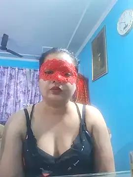 Sexy-Lara-69 from StripChat is Freechat