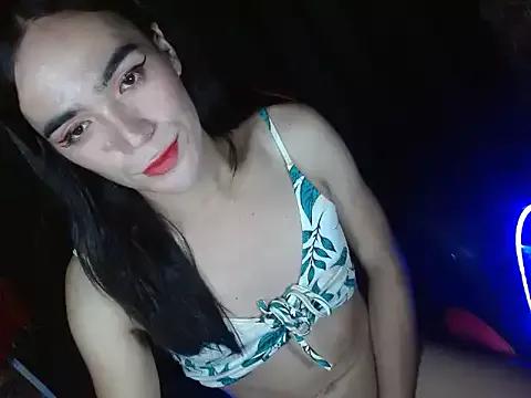 sexysassymirax from StripChat is Freechat