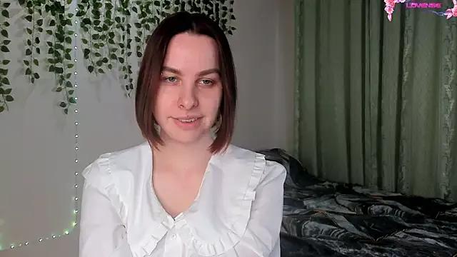 SharonWaters from StripChat is Freechat