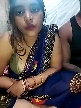 Simrandeshipp from StripChat is Freechat