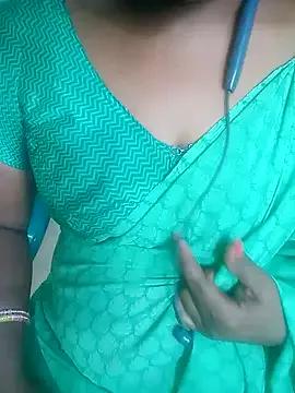 Tamil-pavi from StripChat is Freechat