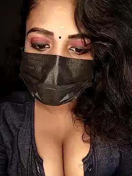 Tamil_KaamaKanni from StripChat is Freechat