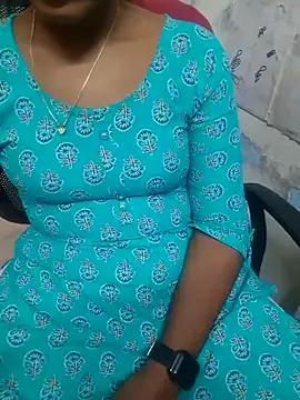 Tamilsandhya from StripChat is Freechat