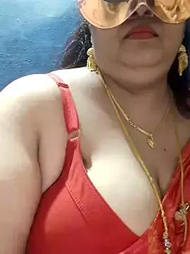 tamilthanushri from StripChat is Freechat