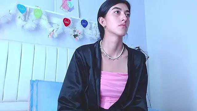 Thalia-megg from StripChat is Freechat