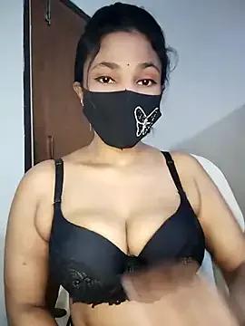 Tina-Sen from StripChat is Freechat