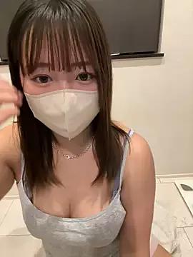 uichan80 from StripChat is Freechat