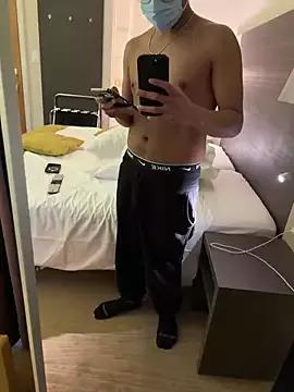 ur_little_boy from StripChat is Freechat