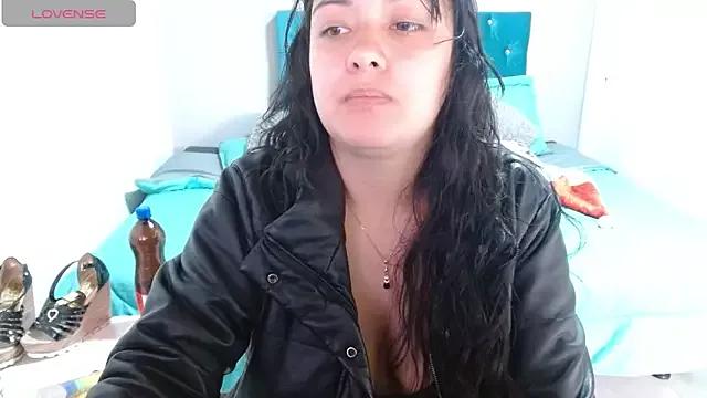 wandafuckass from StripChat is Freechat